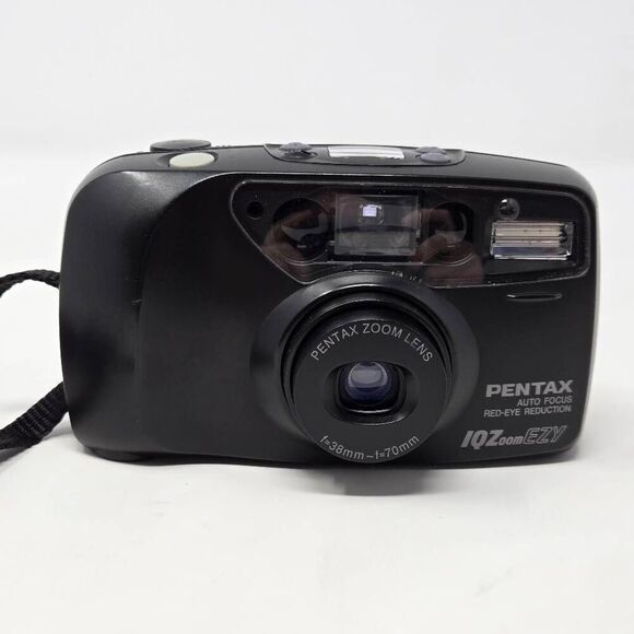 PENTAX IQZOOM EZY AUTOFOCUS 35MM CAMERA 38MM-70MM BLACK LENS TESTED NEW BATTERY - Picture 1 of 8